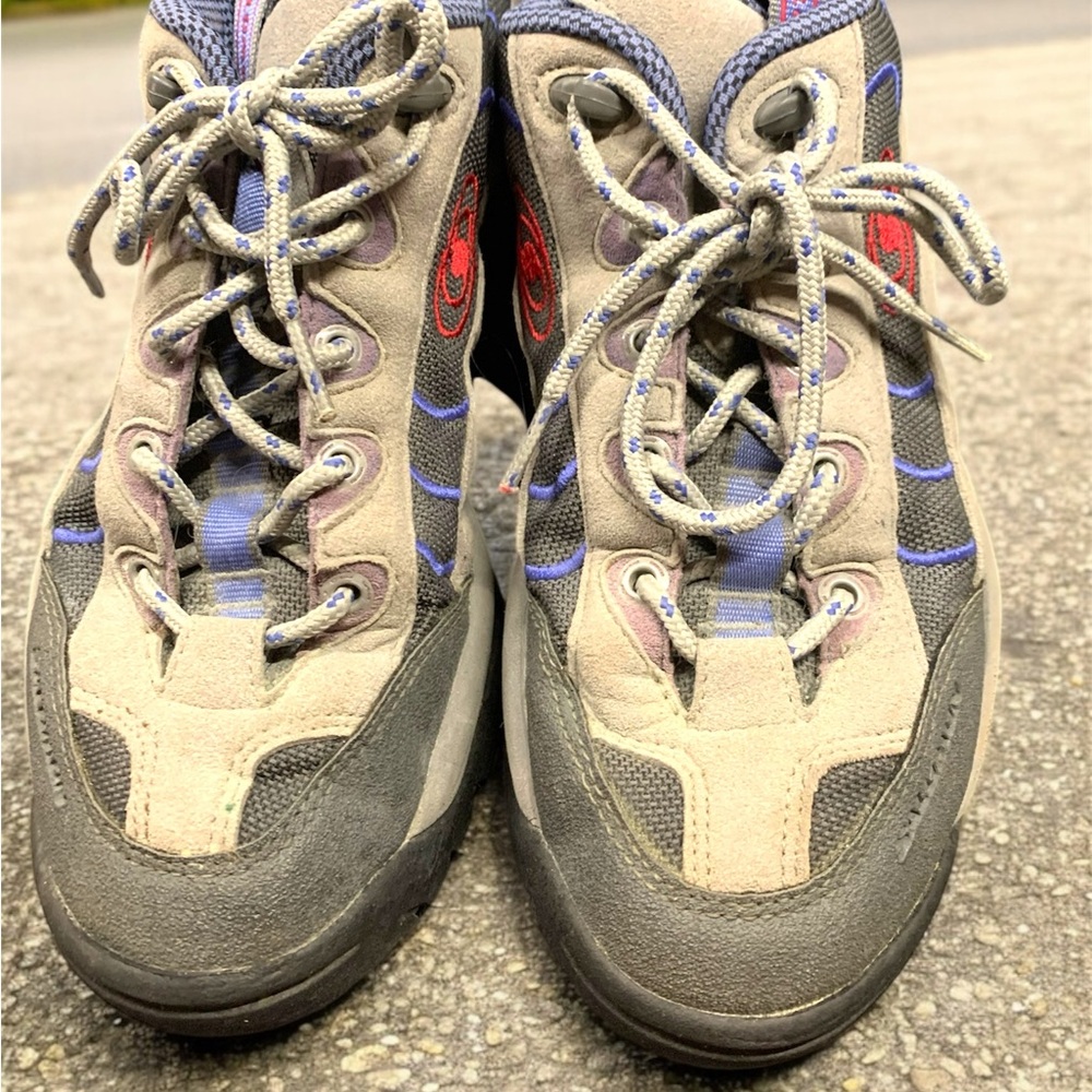 Salomon Gray Contagrip Running Trail Hiking Athletic Shoes -  Women Size US 10